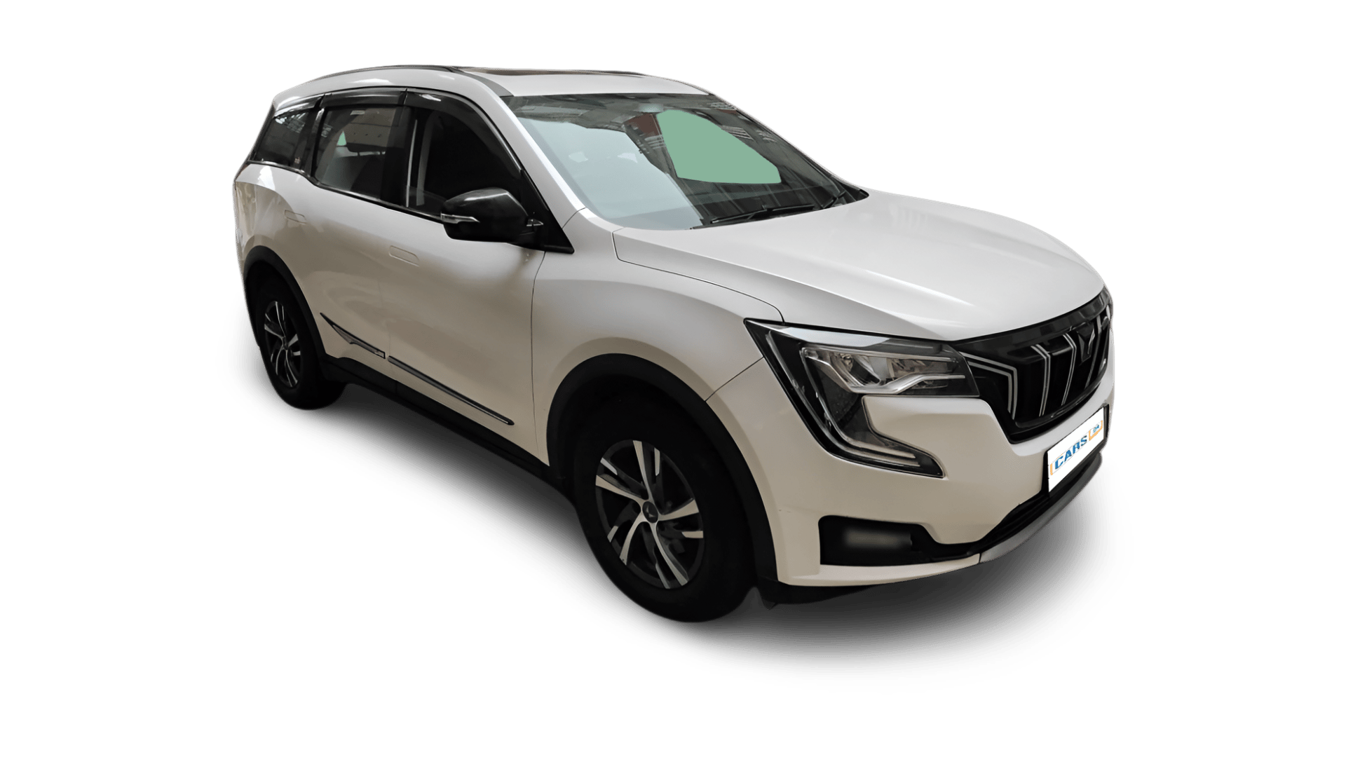 2021 Mahindra XUV700 - SUV - Petrol - Manual - ₹11.00 lakh